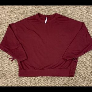 Fabletics Women’s Sadie Scrunch Sleeve Sweatshirt